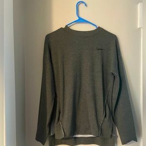 Nike Everyday Comfy Sweater. SIZE XS.